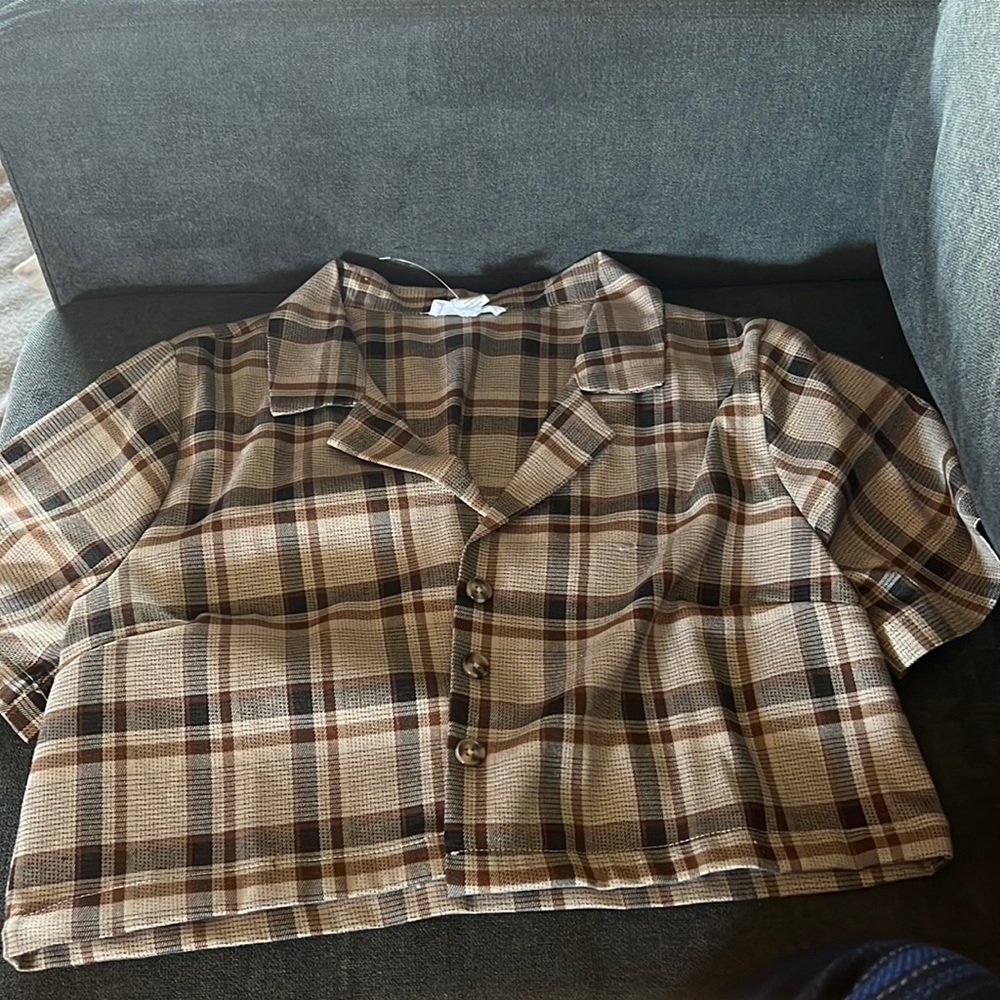 plaid cropped top